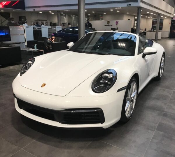 PORSCHE 911 CARRERA CABRIOLET 2021