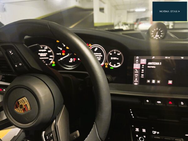 PORSCHE 911 CARRERA CABRIOLET 2021 - Image 16